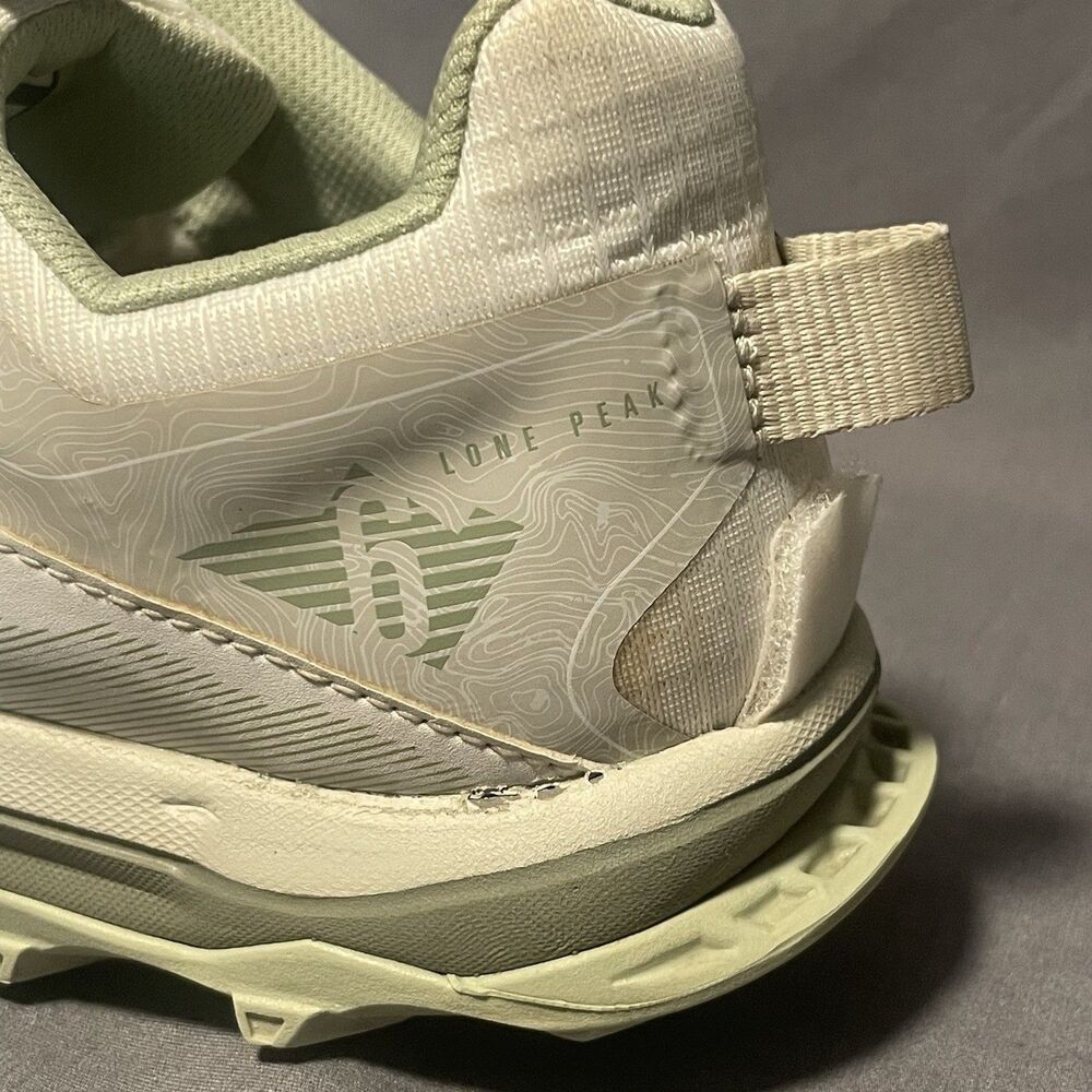 Altra Lone Peak 6 Womans Size 9 White Light Green Trail Hiking - Picture 2 of 8
